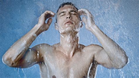 The One Cool Shower Trick You Need To Try Asap Gq