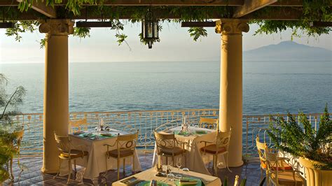 amalfis  picturesque restaurants orokotravelie