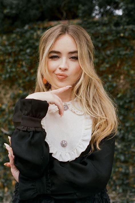 sabrina carpenter naked for cosmo 2020 27 photos and bts the fappening