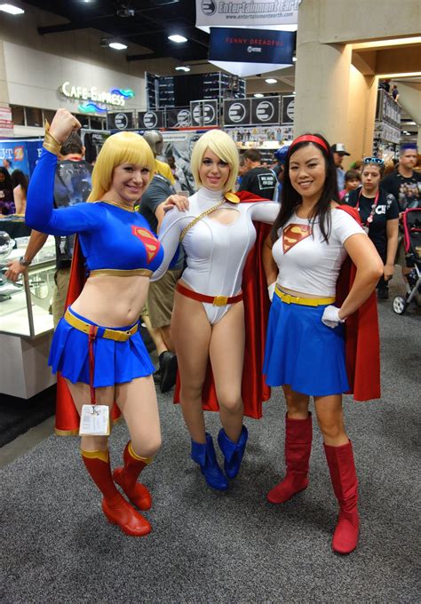 Supergirl And Power Girl Cosplay Power Girl Cosplay Superhero Cosplay