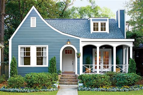 choosing exterior paint colors   budget stylish ideas   afford