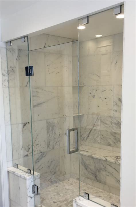 how different types of glass shower doors can impact bathroom designs