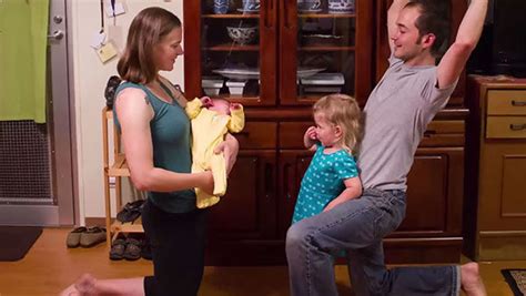 Sister Stars In Adorable Time Lapse Pregnancy Video