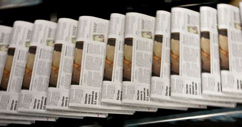 media confidential bad newspaper circulation hits  year