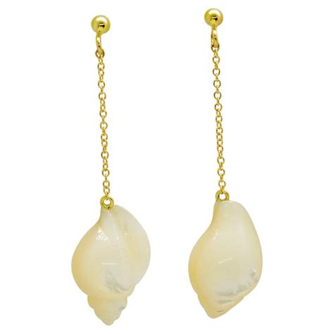 18k Yellow Gold Mother Of Pearl Shell Shape Summer Dangle Earrings