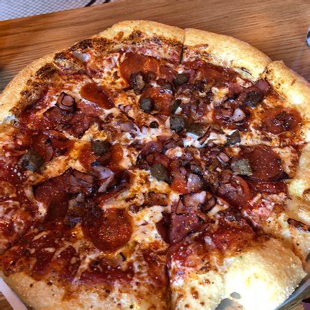 mikes pizza bar detroit updated  restaurant reviews menu