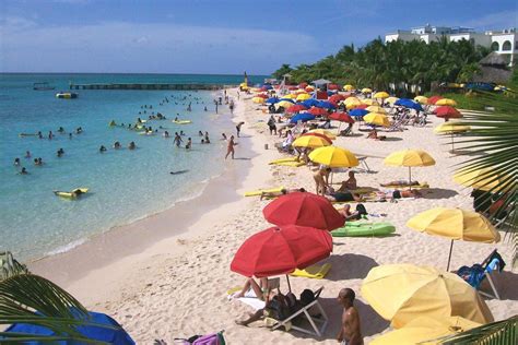 doctor s cave beach montego bay tripomatic jamaican vacation