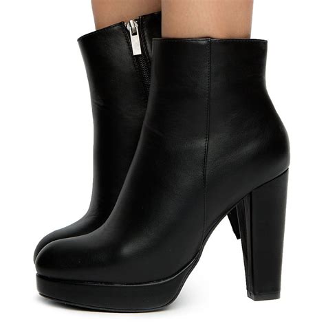 womens swirl  high heel ankle boots black