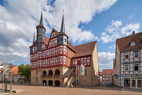 historisches rathaus  duderstadt kirche outdooractivecom