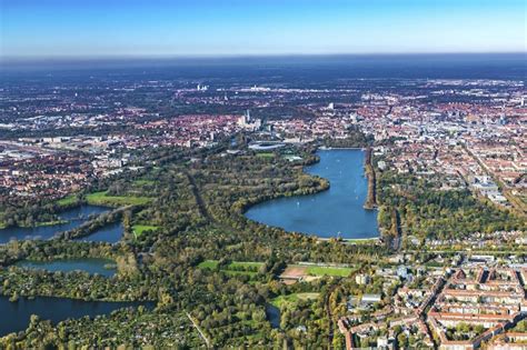 hannover    lake maschsee   suedstadt south city part  hannover