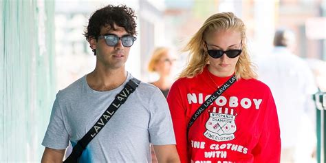 sophie turner on why she cried publicly with joe jonas
