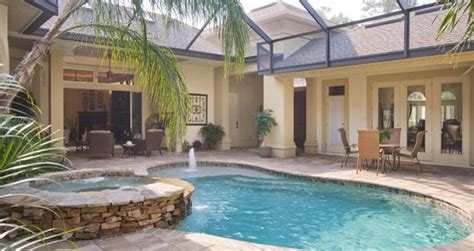 love  layout  pool pool house plans courtyard house plans courtyard pool
