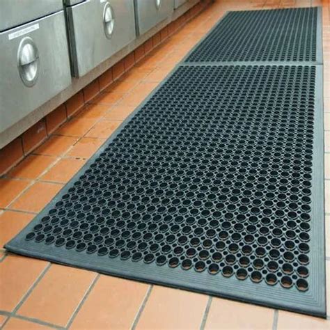 black rubber foot mat mat size  ft   ft  rs square feet