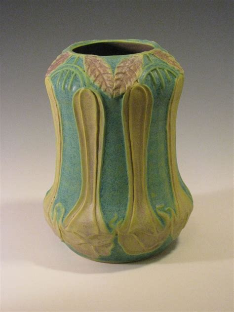 jemerick pottery green pottery pottery vase