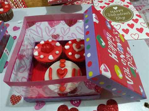 cupcakes del día del amor y la amistad pasteles d lulú bff