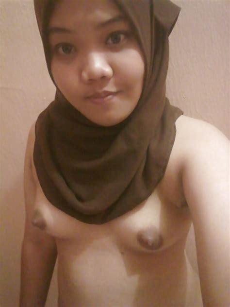 indonesian hijab 6 pics xhamster