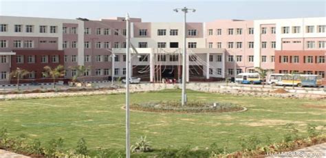government medical college mahabubabad   admission