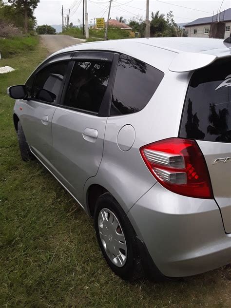 honda fit  sale  santa cruz st elizabeth cars