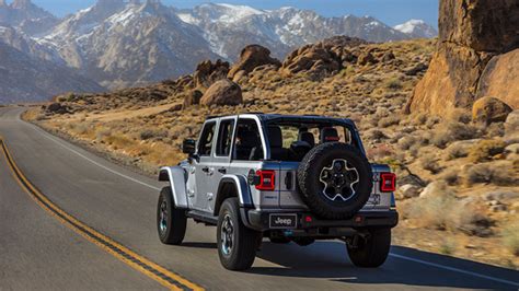 jeep rubicon xe wrangler introduces jeeps  electric powered