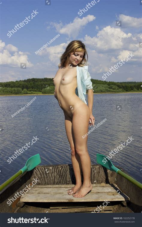 boat pic nude