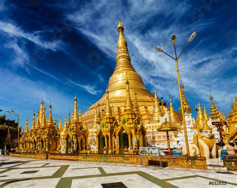 shwedagon pagoda stock photo  crushpixel