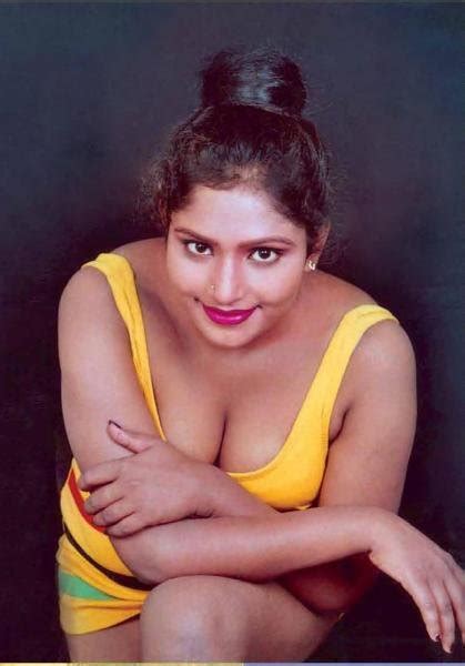 actress nude photos mallu bgrade actress boobs and cleavage