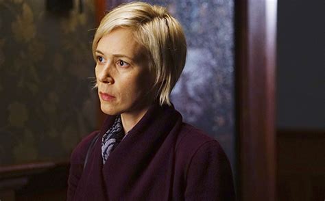 how to get away with murder boss liza weil on that shocking hookup