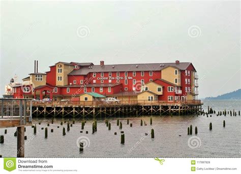 astoria oregon   cannery pier hotel spa editorial