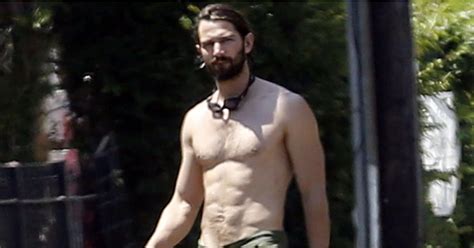 michiel huisman shirtless in new orleans 2015 pictures