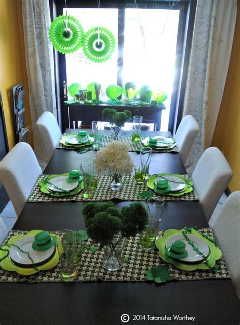 st patricks day table decor  centerpiece ideas fun