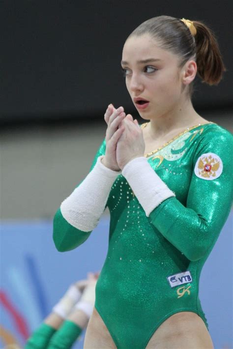aliya mustafina russia hd artistic gymnastics photos artistic