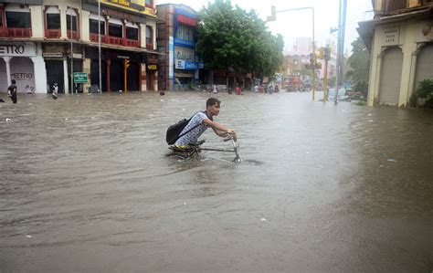 extreme weather conditions cost india  billion  uk charity current affairs news