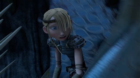 Image Astrid Worried About What Hiccup Is Doing