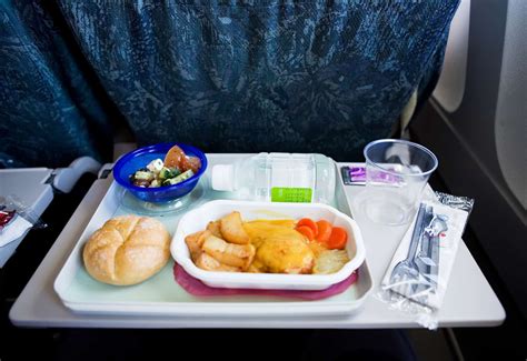 annual airline snacking  onboard food survey  health ratings