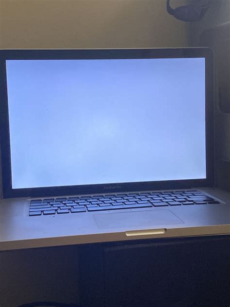 Macbook Pro 2011 I7 White Screen For Sale In Azalea Park
