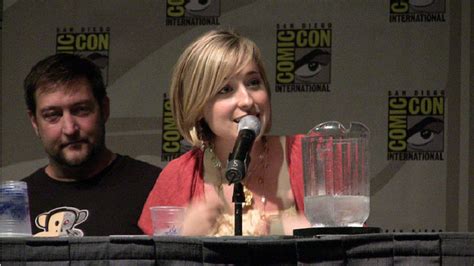 Smallville Actress Allison Mack Pleads Not Guilty To Role