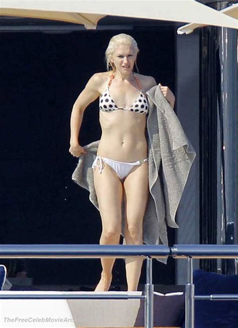 Singer Gwen Stefani Nude Erotic Photos Of Celebrities