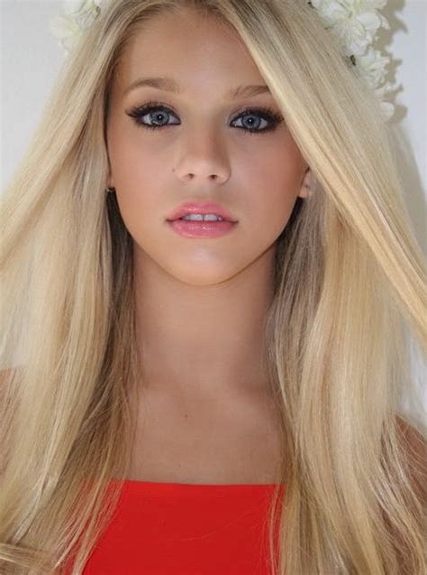 picture of kaylyn slevin