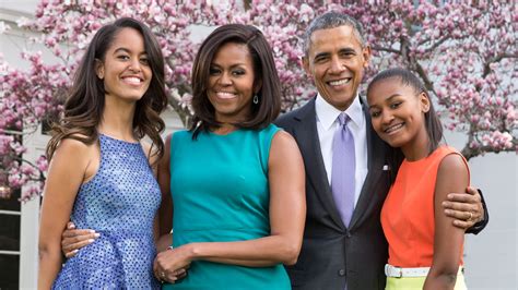 barack obama family siblings parents children wife