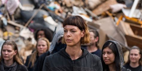the walking dead s jadis actress explains why her character speaks that way