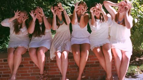 Total Sorority Move The Funny Girl’s Guide To Taking A “hot” Selfie