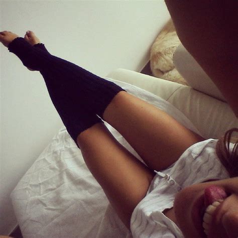 hot selfies that were taken from the perfect position 30 pics