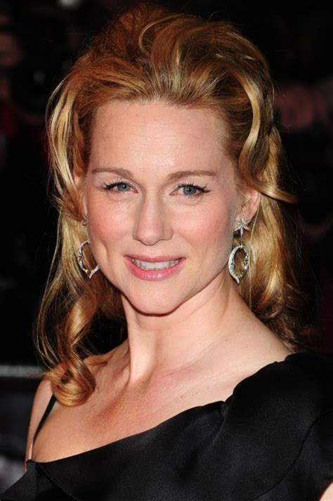 laura linney who2