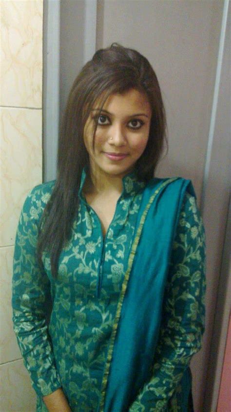 Free Cute Indian College Girls And Pakistani Girls And