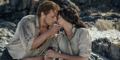 watch this outlander chemistry test between sam heughan and caitriona
