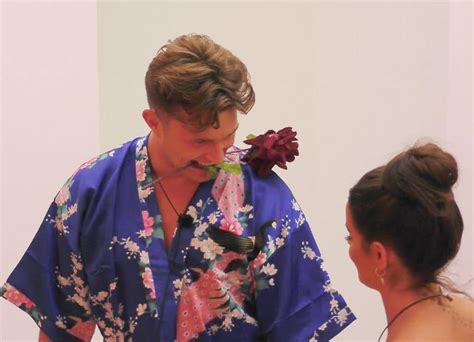love island fans cringe after maura and curtis s night in the hideaway