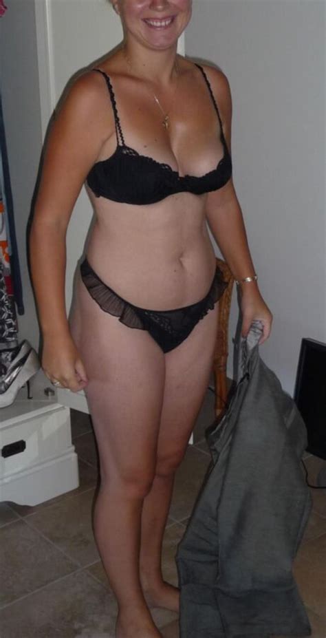 my wife lucy smith posing in her lingerie mature porn photo
