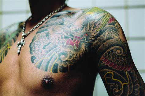Japanese Tattoos From Yakuza To Artisans Aesthetes