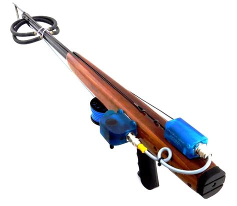 speargun laser aiming system  debut  blue wild expo deeperbluecom