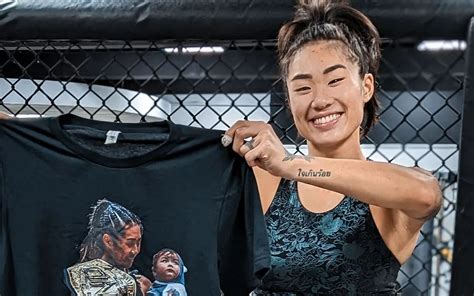 Angela Lee Enjoys Diet And Preparation At The 125 Lbs Strawweight Limit